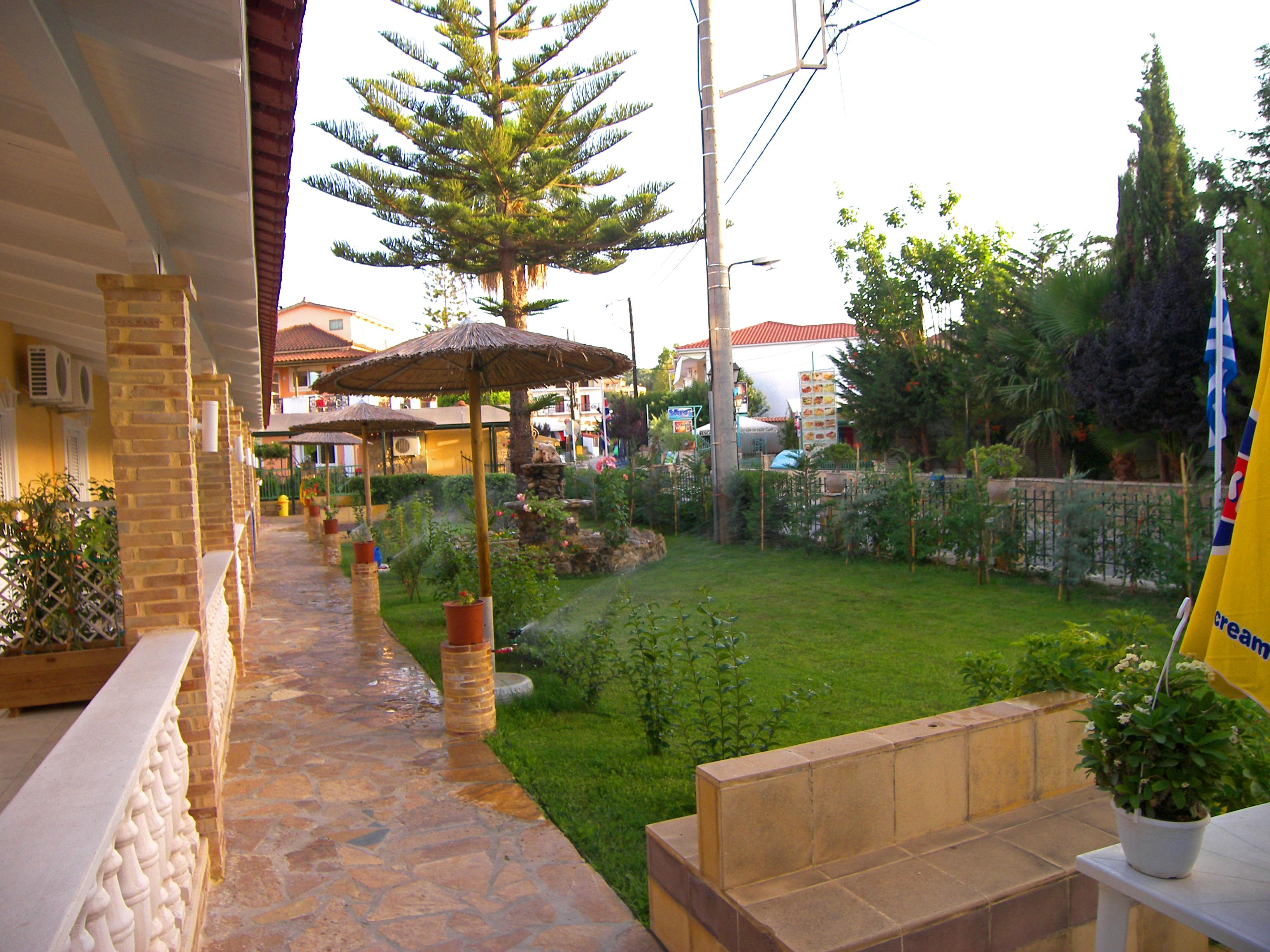 Tom & John Center Aparthotel Τσιλιβί Εξωτερικό φωτογραφία