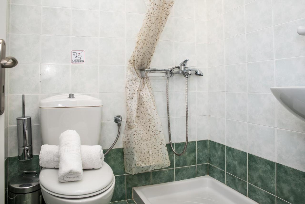 Tom & John Center Aparthotel Τσιλιβί Εξωτερικό φωτογραφία